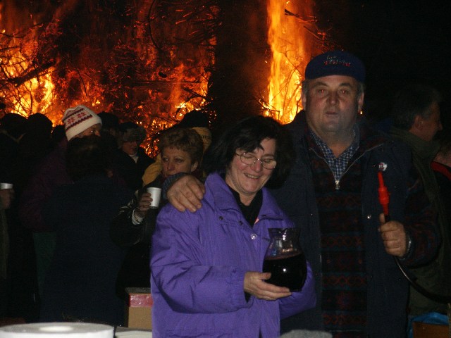 050104falo006.jpg (69809 byte)