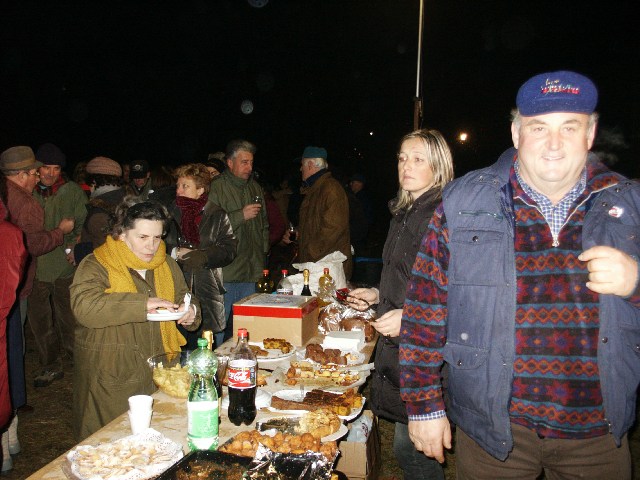050104falo011.jpg (88109 byte)