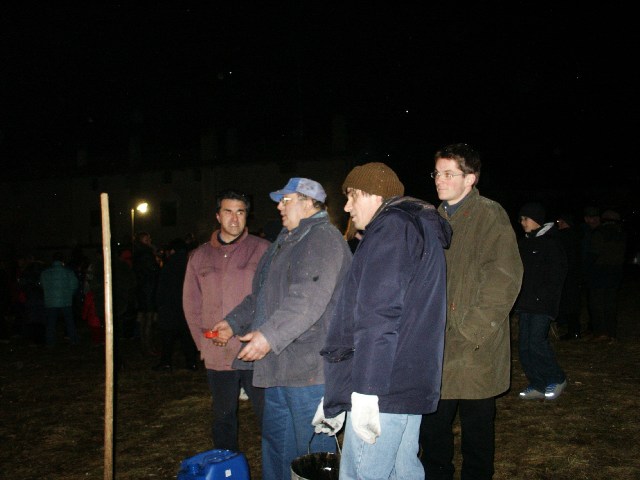 050104falo046.jpg (51447 byte)