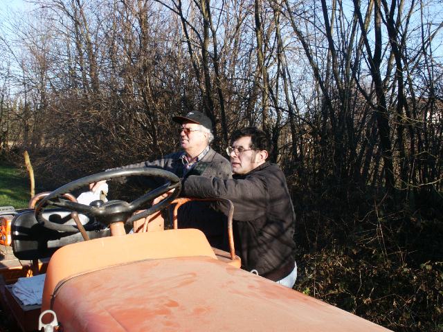 20041230PICT0030.jpg (91219 byte)