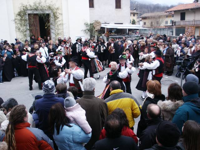 20050220_PICT0040.jpg (62980 byte)